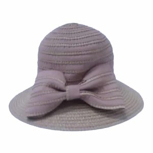Sombrero de Mujer de Paja Fina con Lazo en la Corona Lila