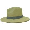 Sombrero Fino de Hombre con Ala Derecha y Cinta de Rayas Verticales Beige