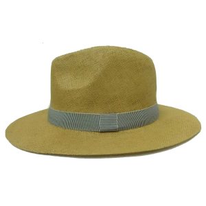 Sombrero Fino de Hombre con Ala Derecha y Cinta de Rayas Verticales Marrón